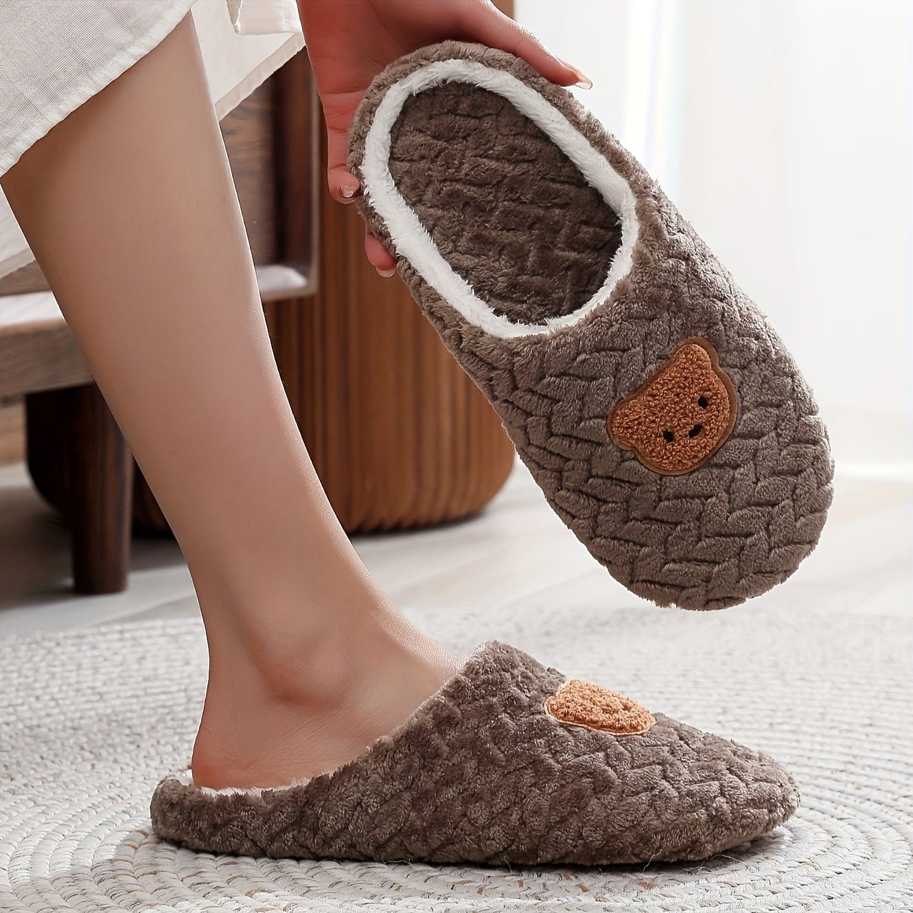 ORTHAE TEDDY – Pantoufles Intérieur Douces et Chaudes Pour Femme - Parallax